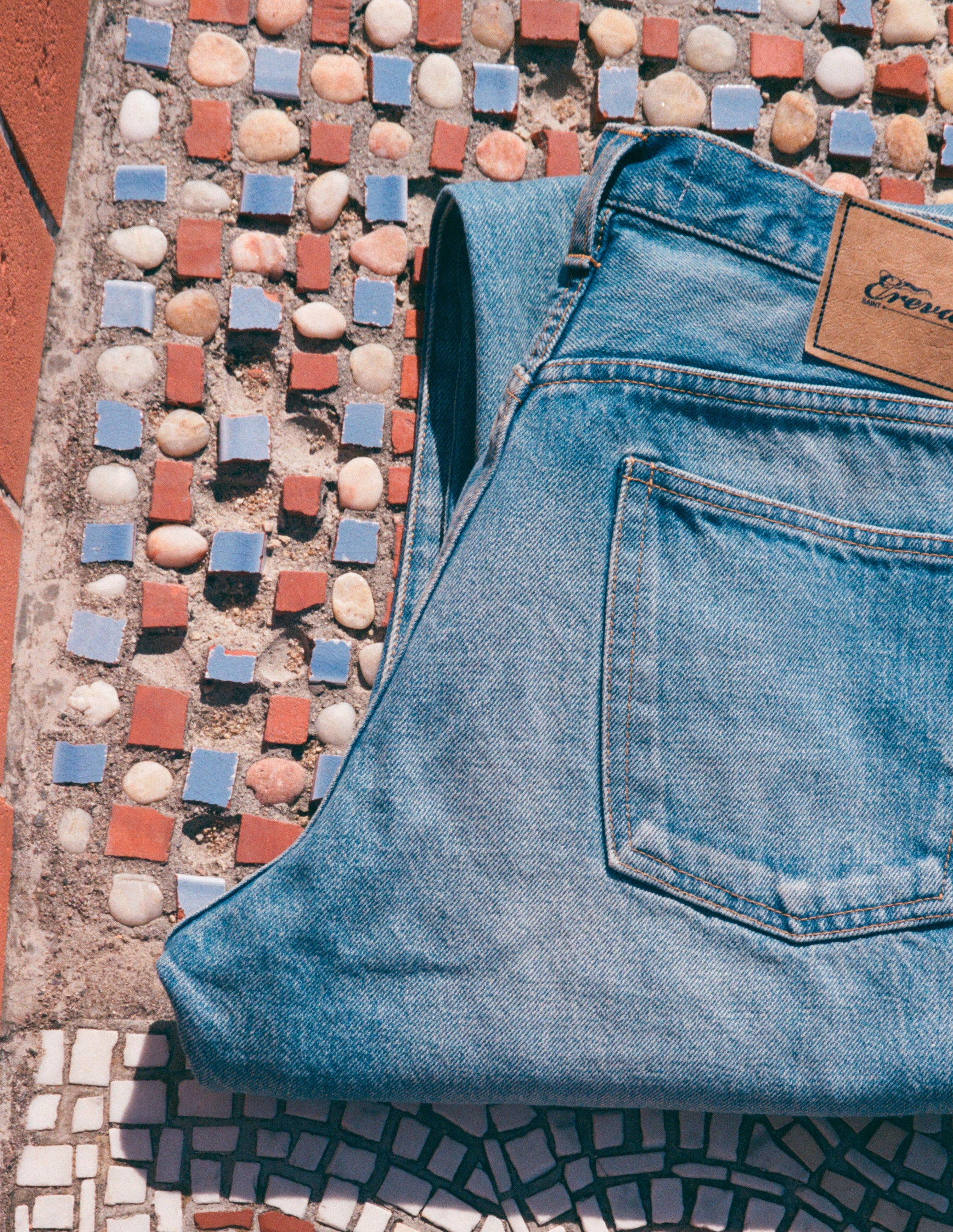 JEANS EREVAN - STONEWASHED