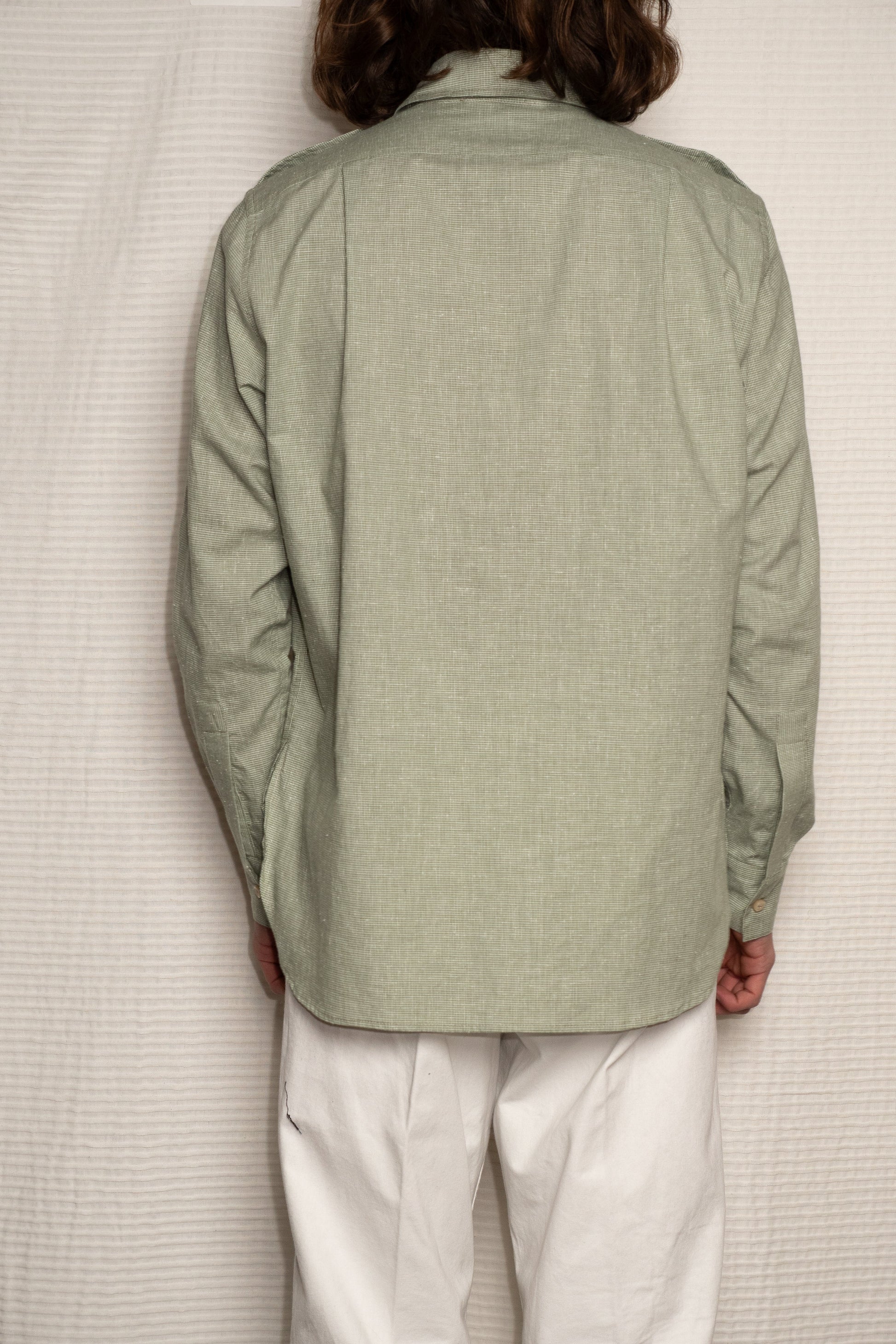Chemise de luxe pour homme Erevan, à poche plaquées et épaulettes, en coton pied de poule vert fabriquée en france